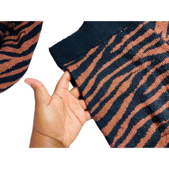 Ann Taylor Womens Outfit Set Waistband Pants with Top Zebra Print Large - Picture 4 of 10